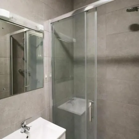 Charming 2-bed In Dublins Countryside