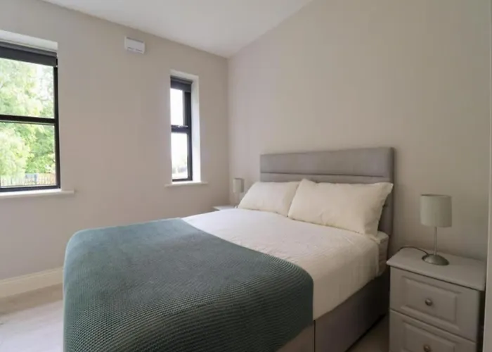 Charming 2-bed In Dublins Countryside * Ballyboughal