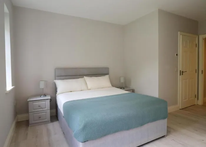 Charming 2-bed In Dublins Countryside *